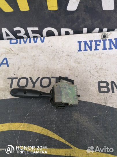 Подрулевой переключатель дворников Toyota Corolla