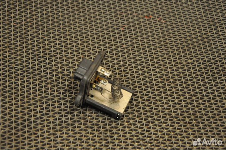 Реостат печки toyota hiace LH119V