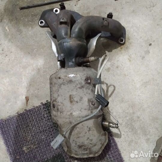 Выпускной коллектор Nissan X-Trail 2,5л