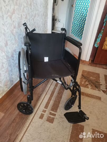 Коляска инвалидная