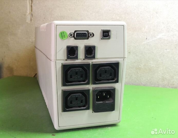 Источник бесперебойного питания Ippon Back 500