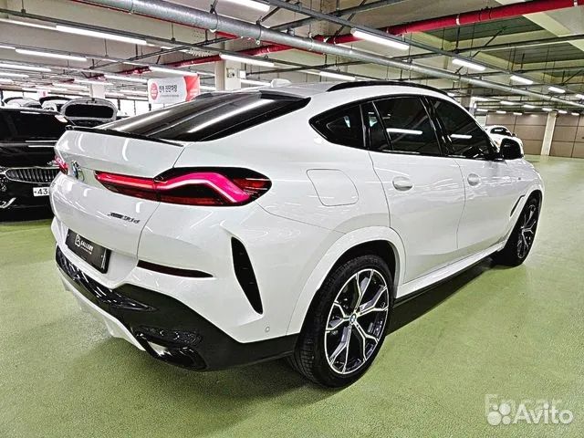 BMW X6 3.0 AT, 2024, 5 578 км