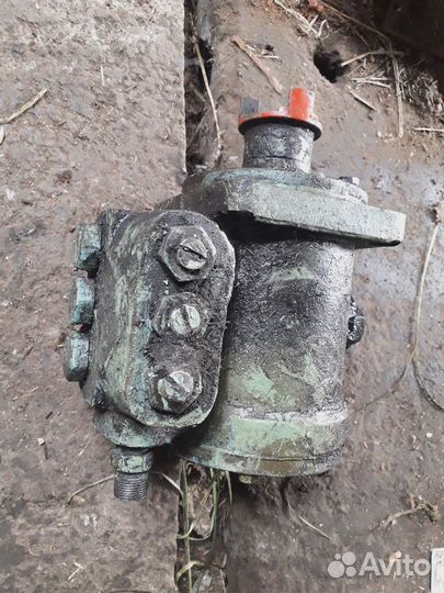 Продаю гидромотор