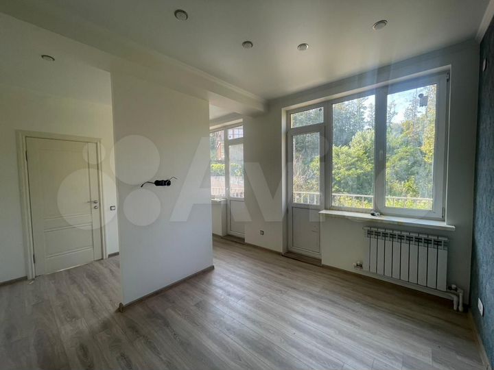 4-к. квартира, 109 м², 3/3 эт.