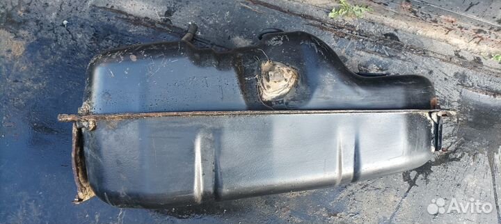 Топливный бак Mitsubishi pajero sport 1