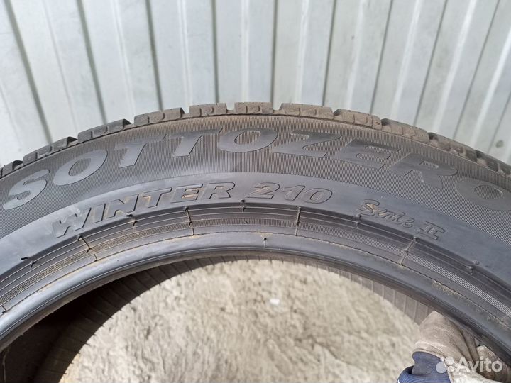 Pirelli Winter Sottozero 210 235/50 R19