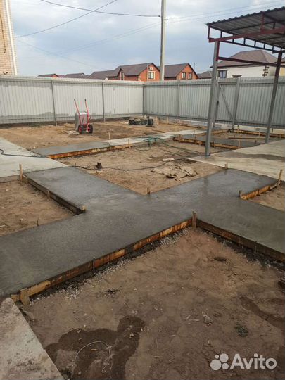 Разнорабочие