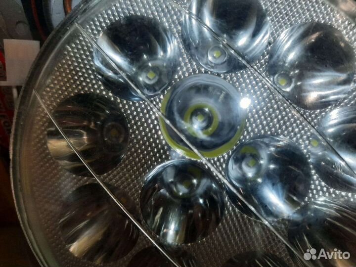 Светодиодная фара на мопед