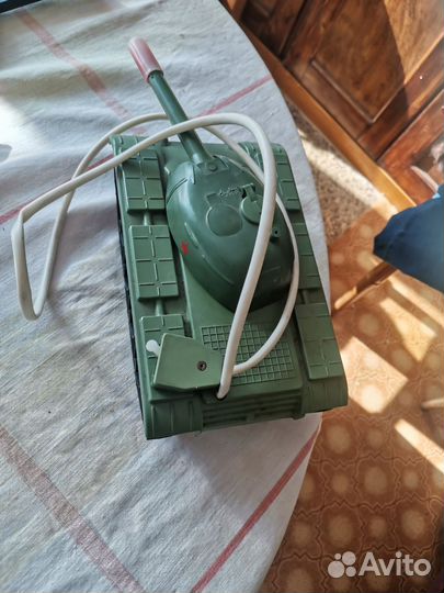 Игрушка танк СССР