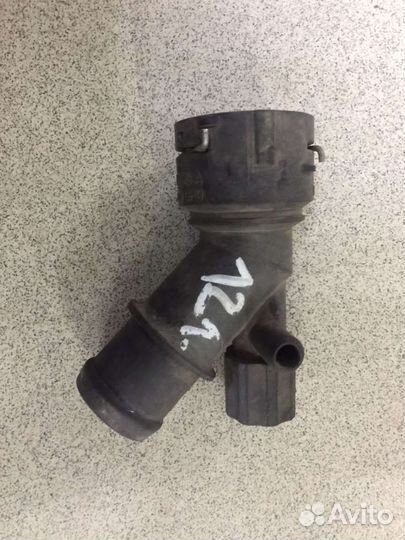 Фланец радиатора охлаждения Skoda octavia 1