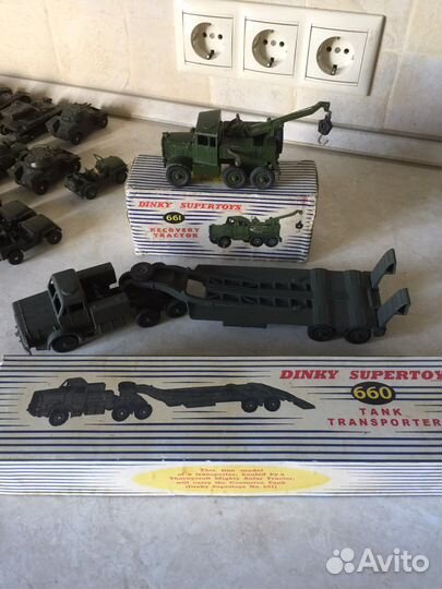 Dinky toys военные