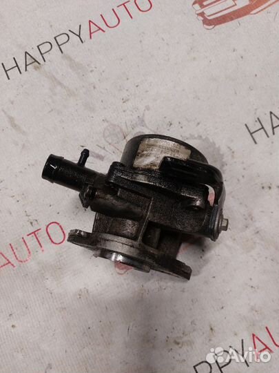 Вакуумный насос Renault двигатель K9K