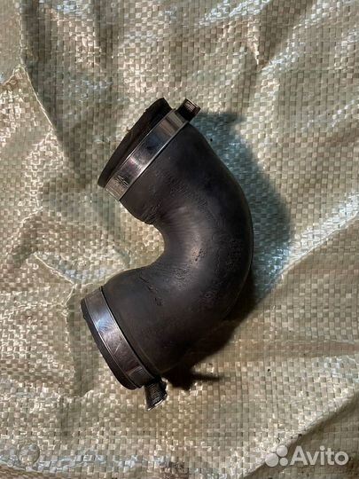 Патрубок интеркуллера VW Passat B3 1.8 PG