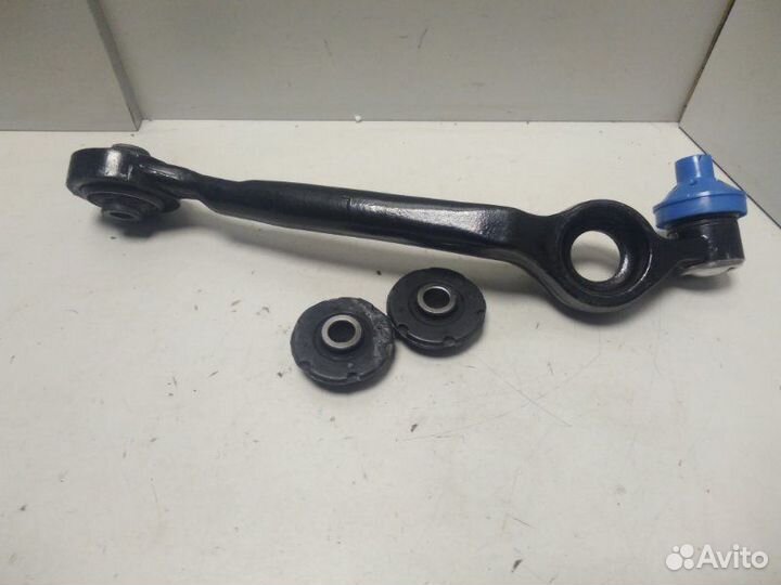 Рычаг передний левый Audi 100 C4 1991-1994 V13A