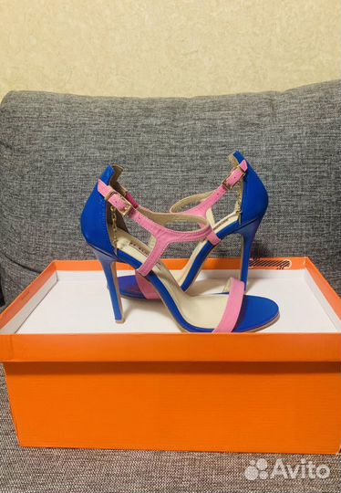 Босоножки 36р-р по стельке 23см