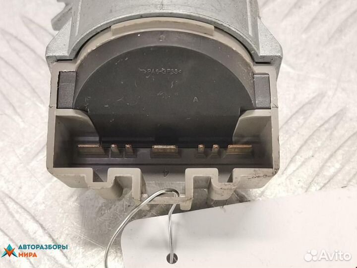 Замок зажигания Ford C-Max рест. 2010 1681167