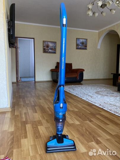 Моющий пылесос Philips PowerPro Agua