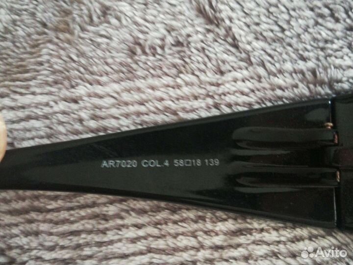 Солнцезащитные очки женские брендовые