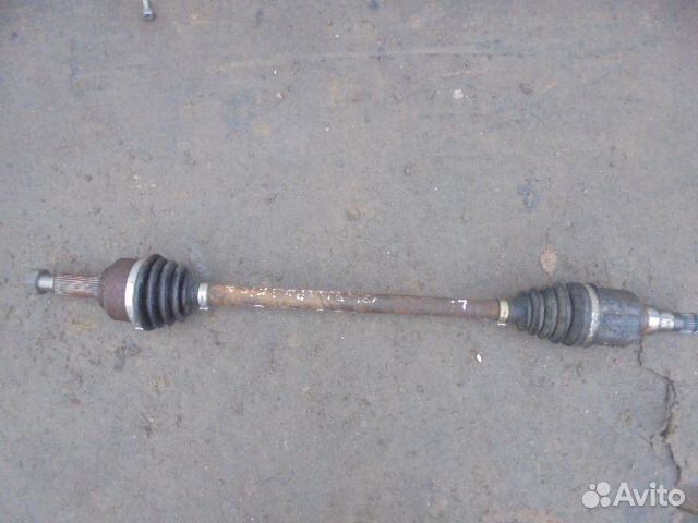 Полуось задняя левая Chrysler 300C 1