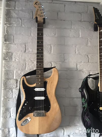 Леворукая гитара