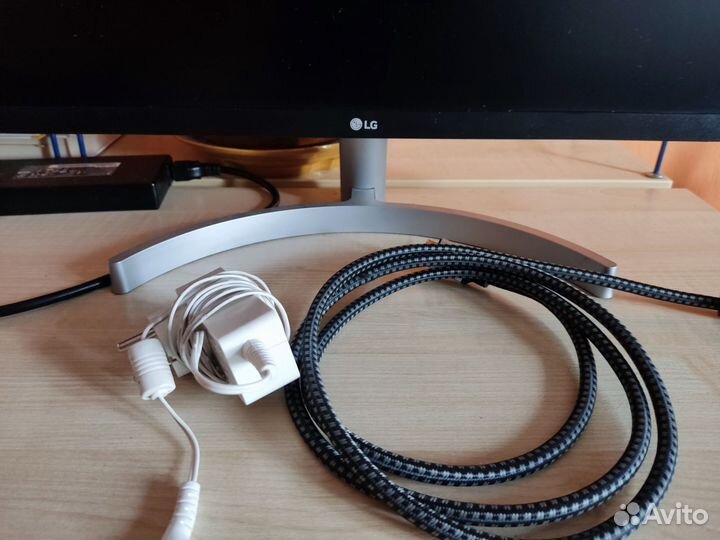 Монитор LG 24MK600M-B