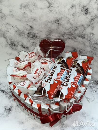 Боксы из кинднров, подарки на 8 марта