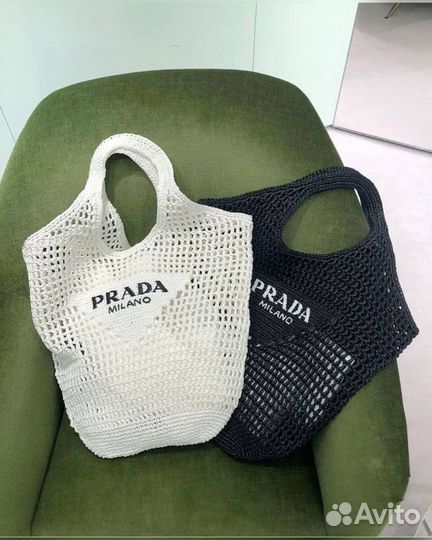 Соломенная плетёная сумка prada