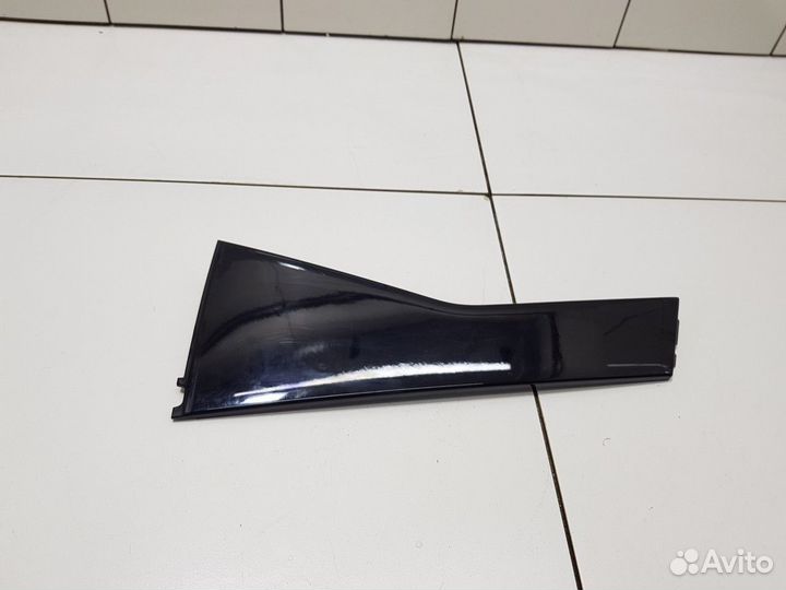 Накладка задней левой двери декоративная