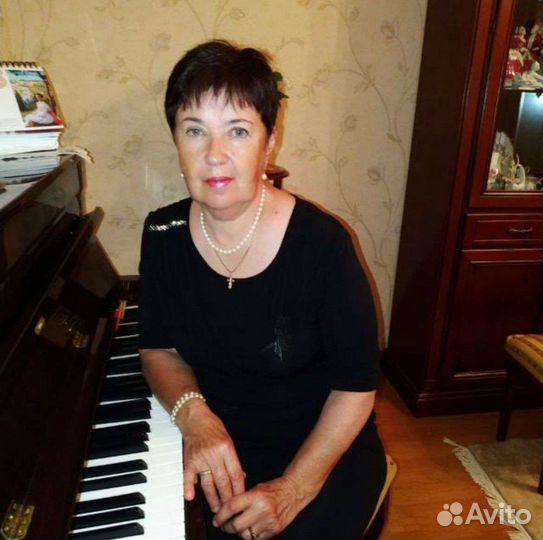 Преподаватель по фортепиано