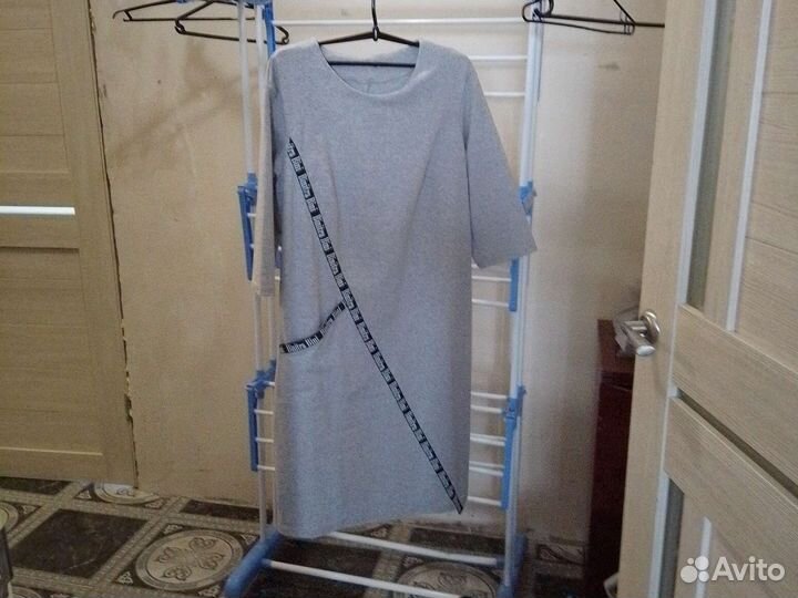 Платья новые женские