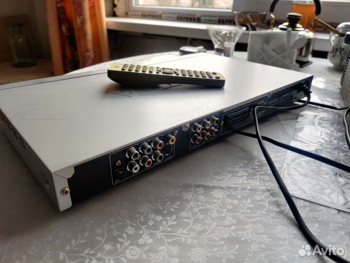 Dvd плеер akira большой