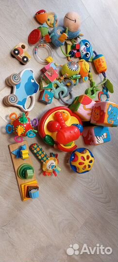 Игрушки для новорожденных