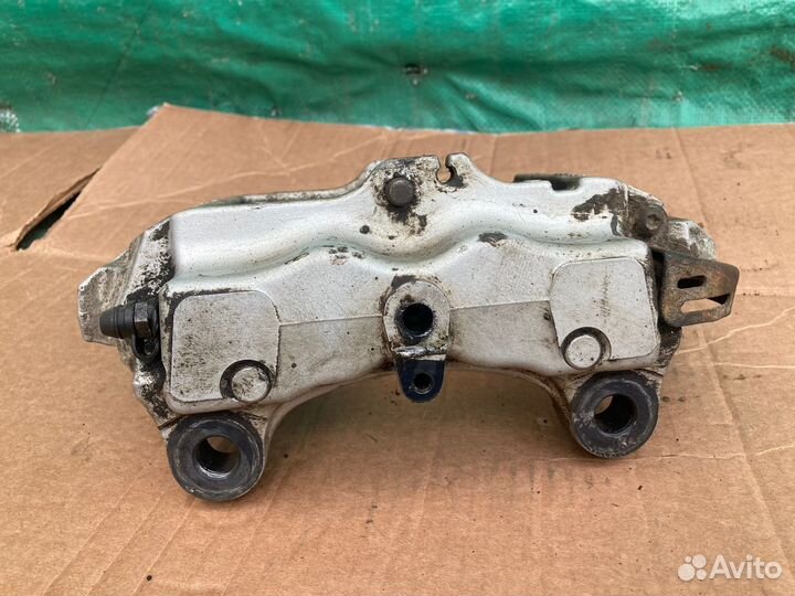 Суппорт задний левый Porsche Cayenne 2006г