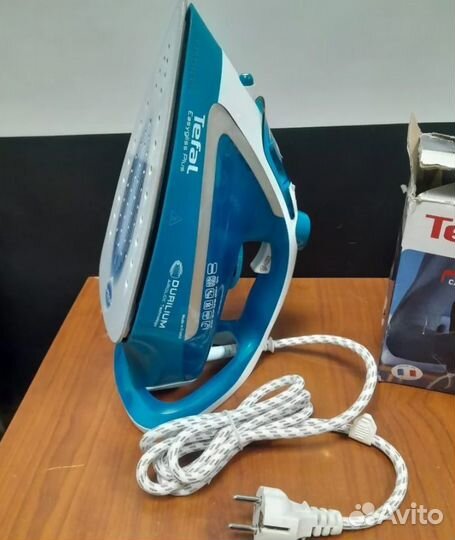Утюг Tefal FV5737