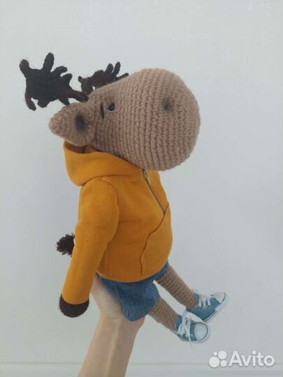 Лось вязаный. Ручная работа