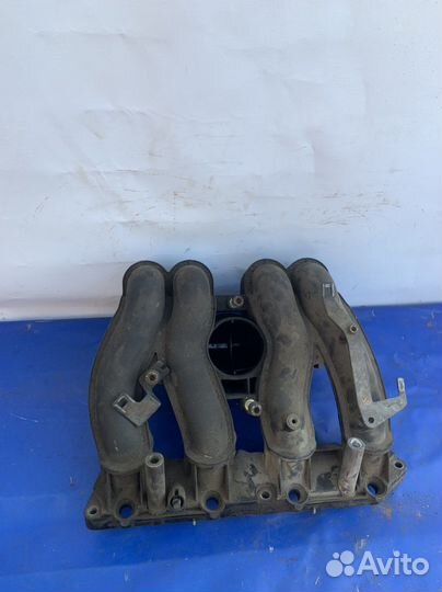 Впускной коллектор mercedes w208 m111