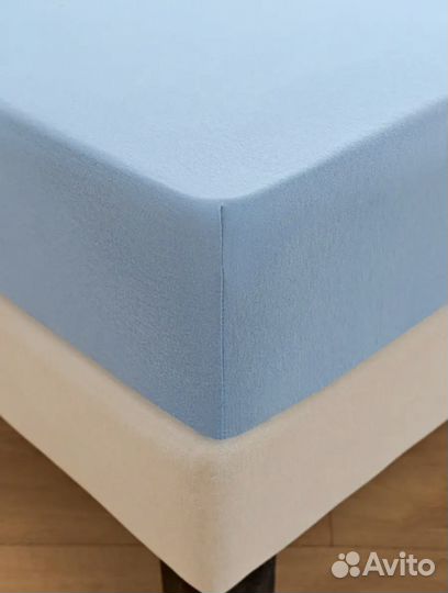 Простыня на резинке. Новая в упаковке