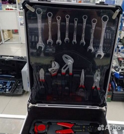 Набор инструментов 