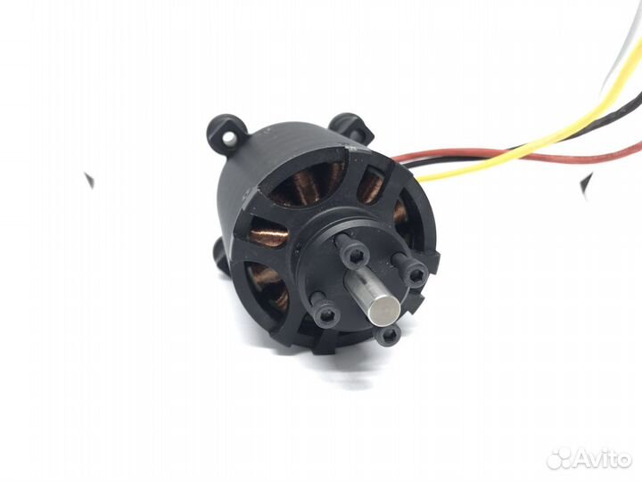 Мотор бесколлекторный mp80100 7000W 18S 100 kv