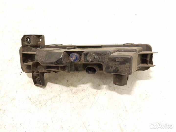 BMW g30 g31 5 (c 16) фара противотуманная левая