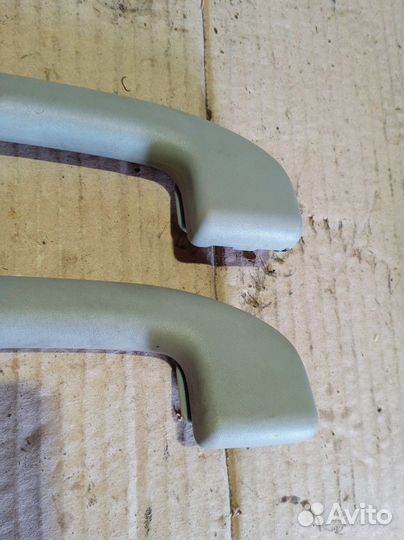 Ручка внутренняя потолочная Nissan X-Trail