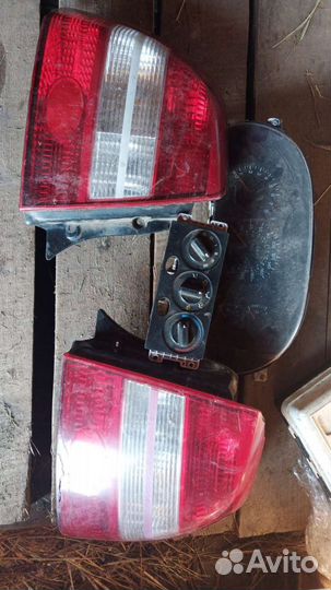 Задние фонари на Kia Shuma