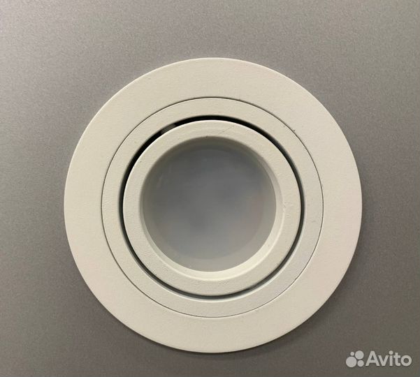 Светильник потолочный