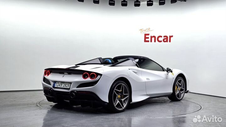 Ferrari F8 Spider 3.9 AMT, 2022, 9 000 км