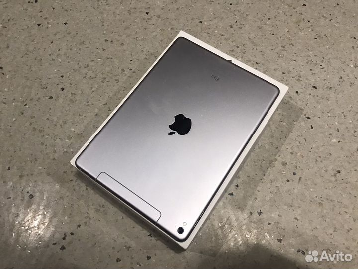 iPad pro, 32 GB, 9.7, LTE/4G, (2020)