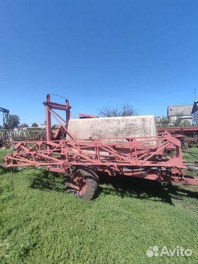 Опрыскиватель прицепной бу