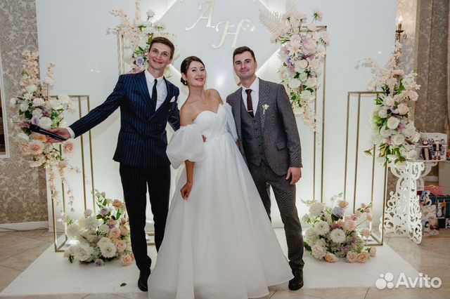 Ведущий на свадьбу