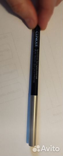 Clinique подводка Quickliner for Eyes Intense