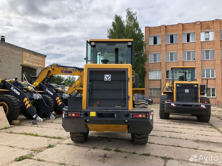 Фронтальный погрузчик XCMG LW330RU, 2022
