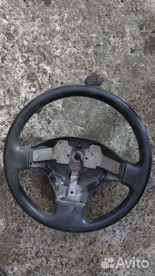 Рулевое колесо Mazda 323 BA